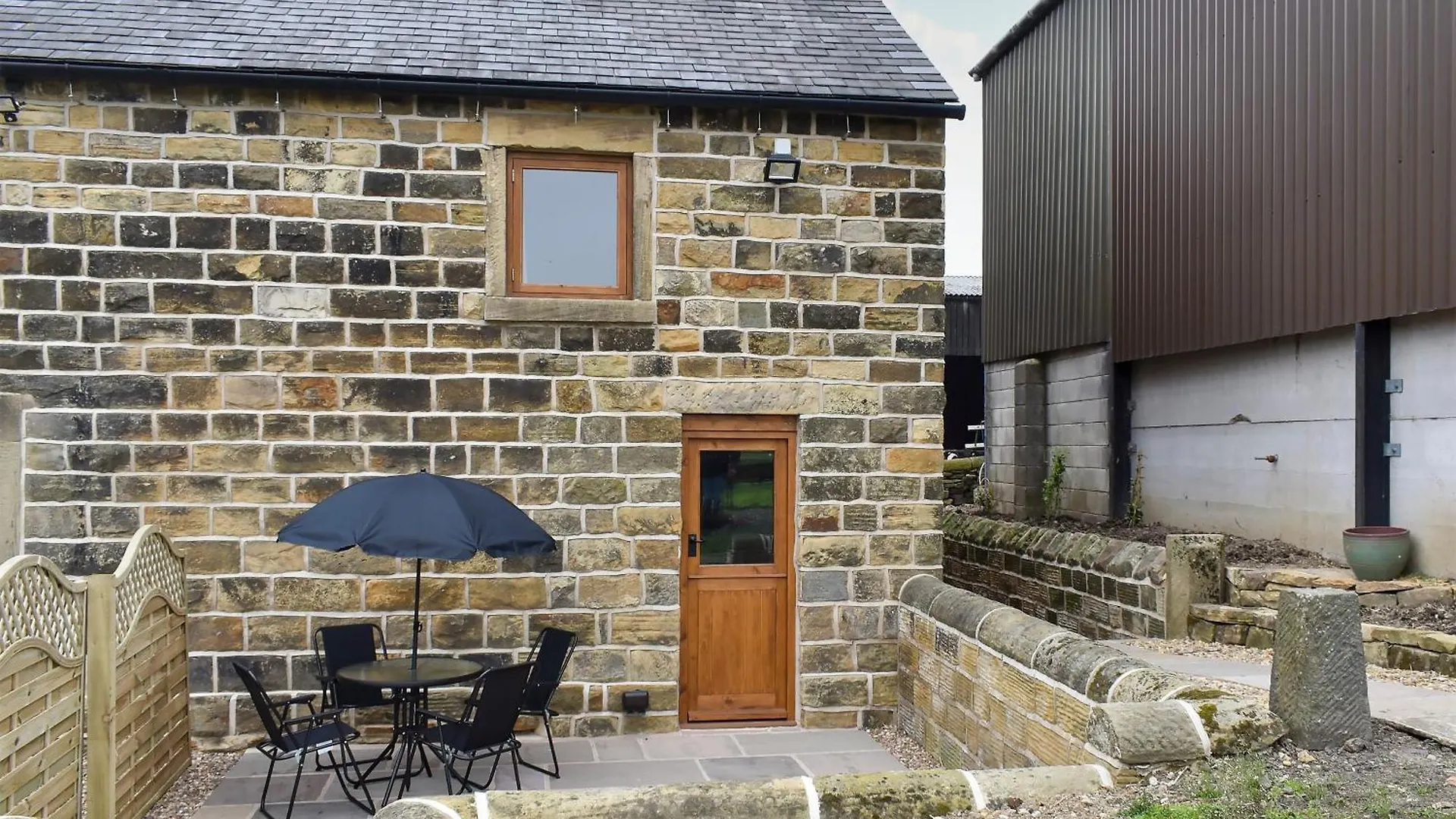 Villa 2 The Calf Pens Stannington  Stannington (Yorkshire)